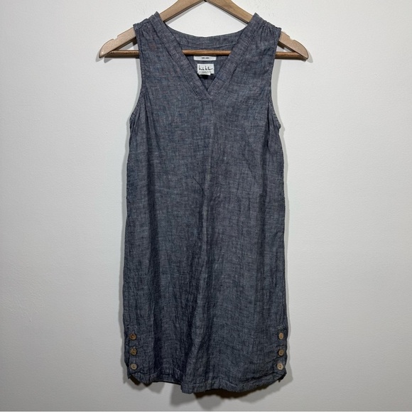 Nicole Miller Dresses & Skirts - Nicole Miller Linen Chambrey dress
